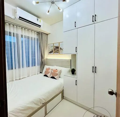 Minimalist And Serene 1br Unit Near Moa Apartment *