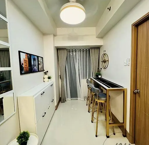 Minimalist And Serene 1br Unit Near Moa Manila